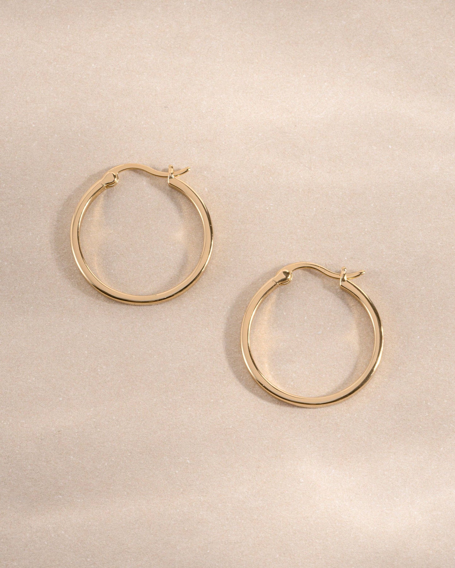 18mm Flat Hoops