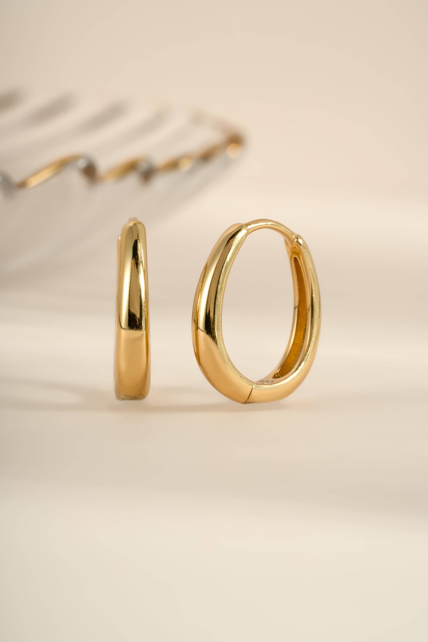 Oval Hoops