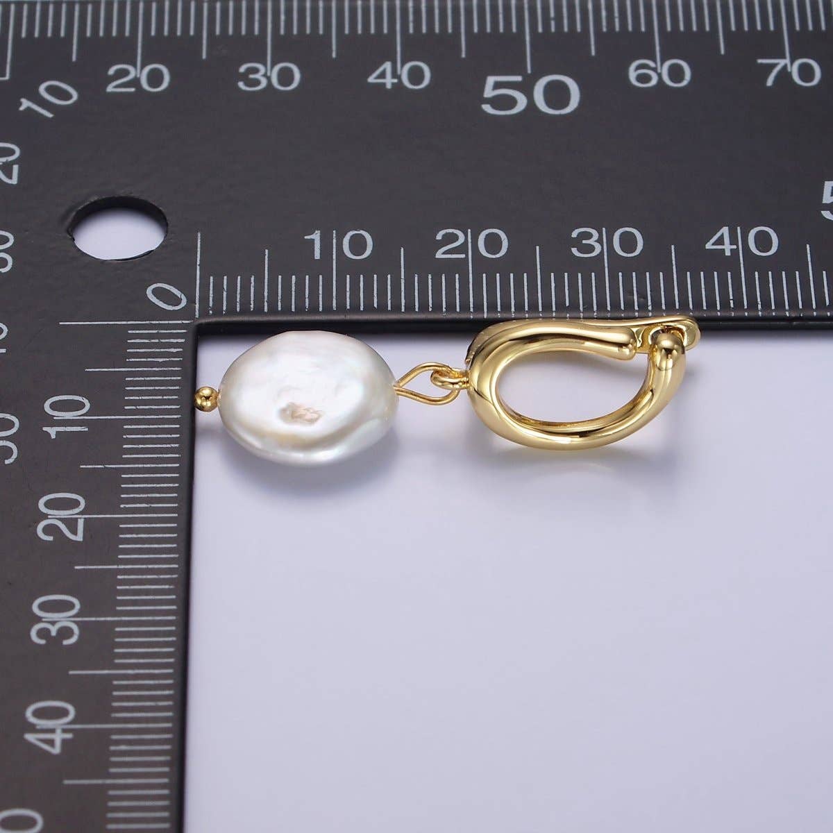 14K Gold Filled Freshwater Pearl Drop Dented Open Oblong English Lock Earrings | AE672