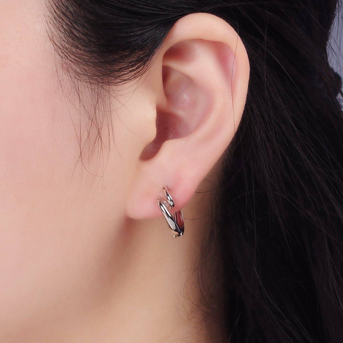 White Gold Filled 15mm Circling Band Minimalist Huggie Earrings | Q276