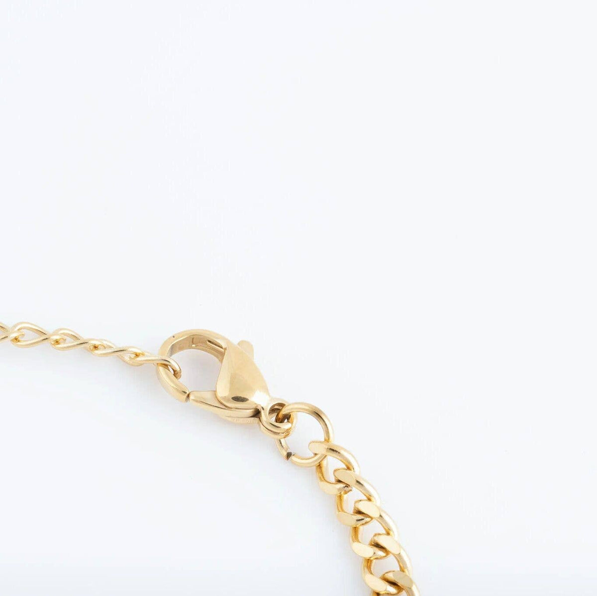 14K Gold Filled Plus™ Engravable Curb Chain Bar Bracelet