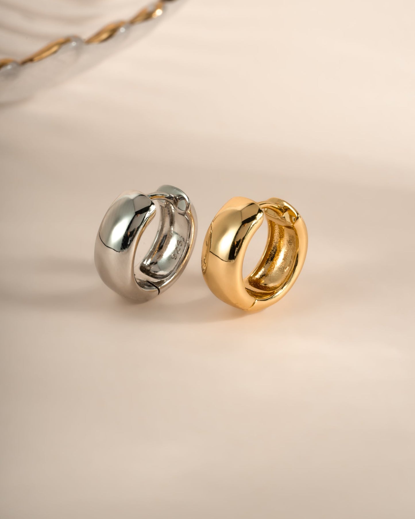 CHUNKY HOOPS