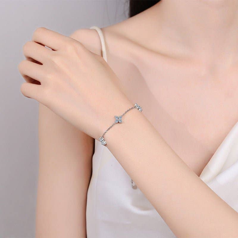 Moissanite Four Leaf Clover Bracelet in 925 Sterling Silver