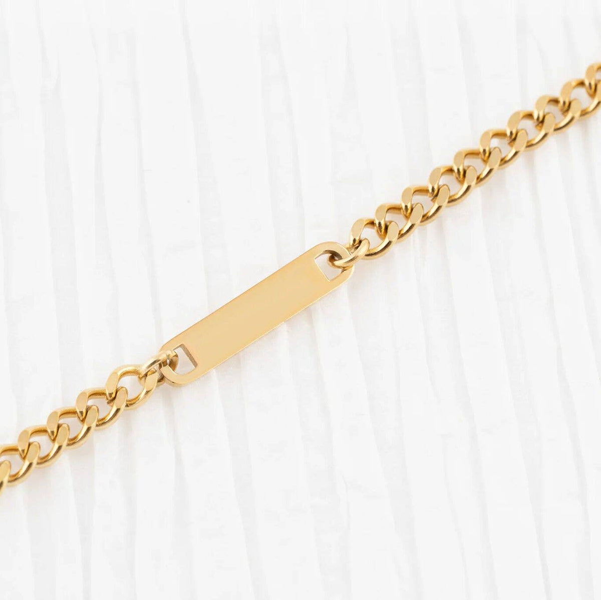 14K Gold Filled Plus™ Engravable Curb Chain Bar Bracelet