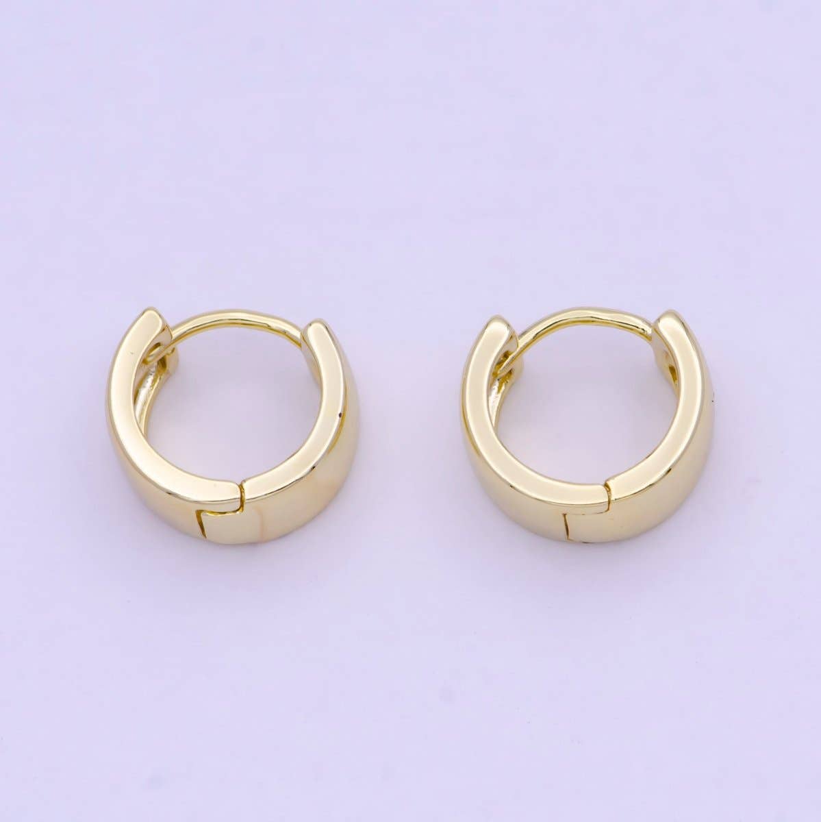 24K Gold Filled Wide Bold Huggie Everyday Cartilage Earrings | T-136